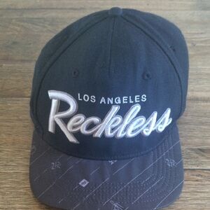 🦋MENS Y&R HAT🦋